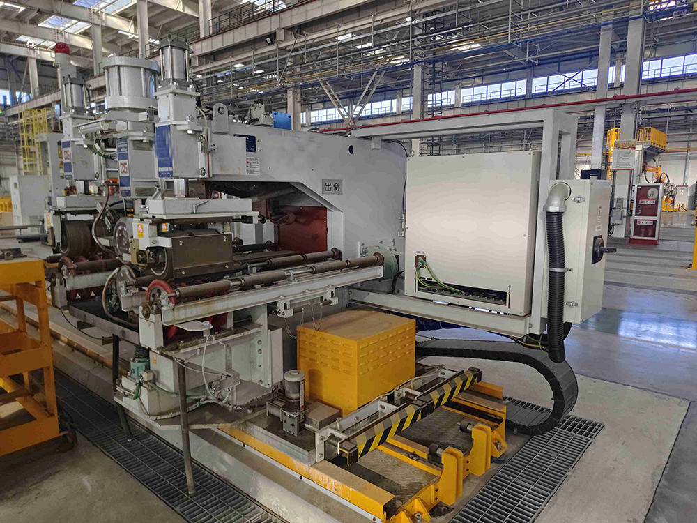 Seam welding equipment