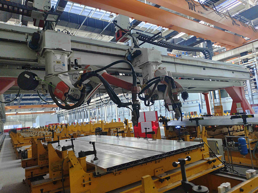 Arc welding equipment